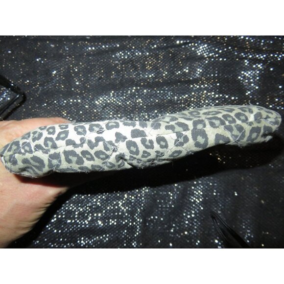 Deena & Ozzy Double Frame Vintage Kisslock Leopard Clutch - Picture 5 of 10